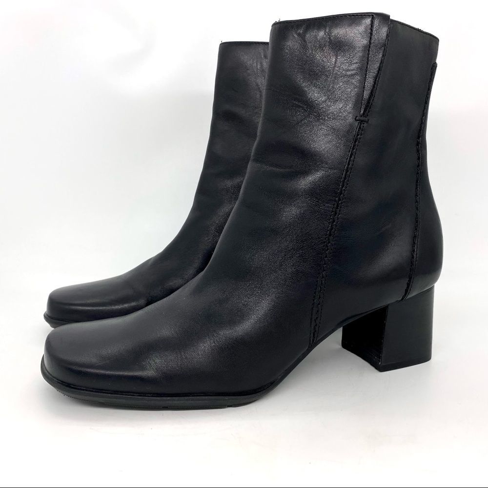Naturalizer Black Leather Boots Y2K Square Toe Block Heels Size 9.5
